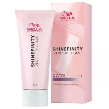 Vopsea Translucida Demipermanenta - Wella Professionals Shinefinity Zero Lift Glaze, nuanta 07/75 Raspberry Latte, 60 ml